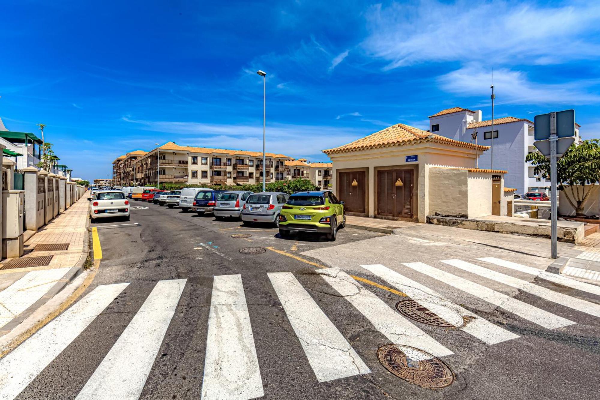 Atlantis 3 One Bedroom, Sea Front, In Complex With Pool Costa Del Silencio Extérieur photo