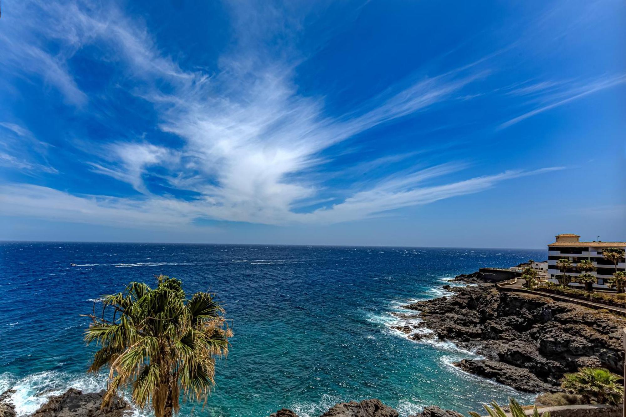 Atlantis 3 One Bedroom, Sea Front, In Complex With Pool Costa Del Silencio Extérieur photo