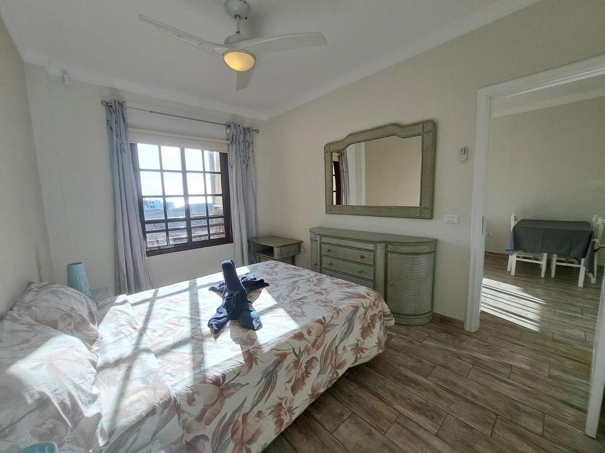 Atlantis 3 One Bedroom, Sea Front, In Complex With Pool Costa Del Silencio Extérieur photo