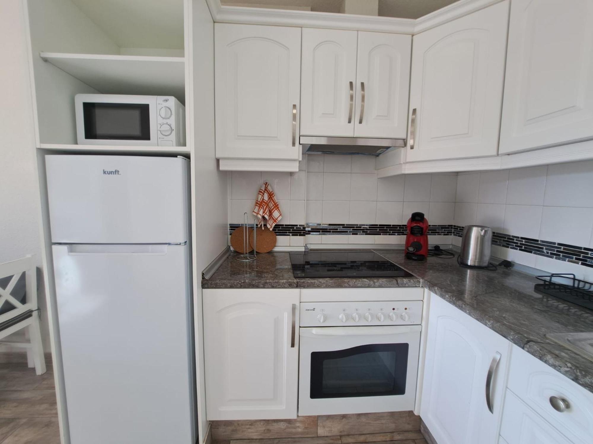 Atlantis 3 One Bedroom, Sea Front, In Complex With Pool Costa Del Silencio Extérieur photo